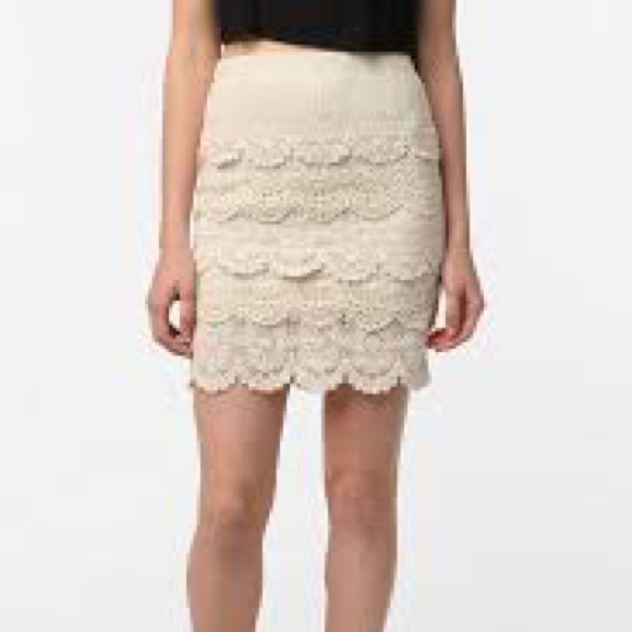 Staring At Stars Urban Outfitters Off-White Crochet Mini Skirt XS - Picture 2 of 7
